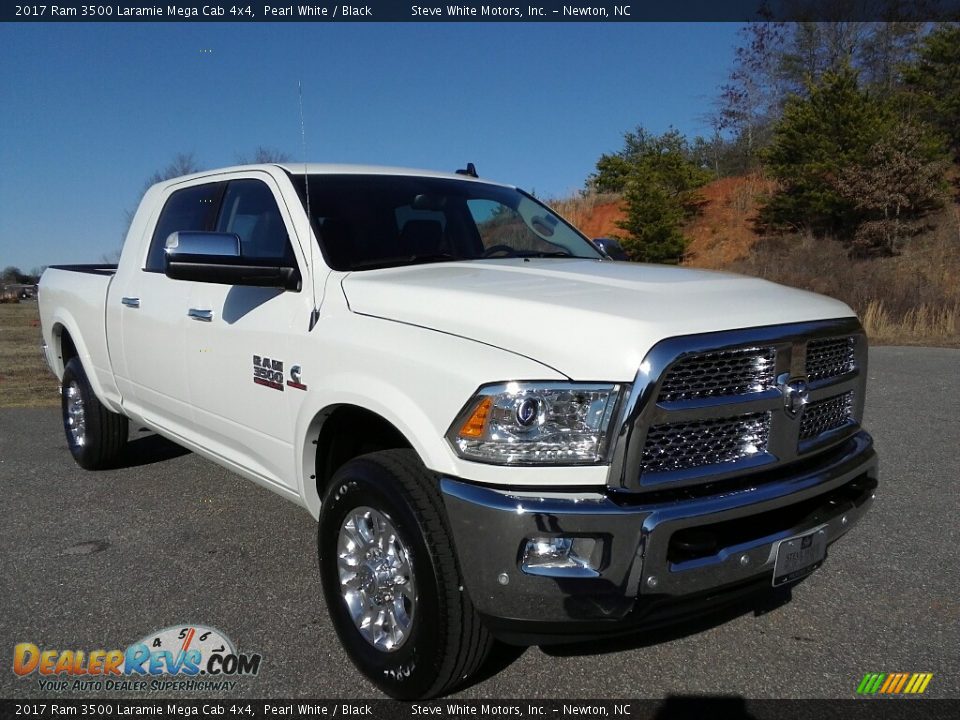 Front 3/4 View of 2017 Ram 3500 Laramie Mega Cab 4x4 Photo #4
