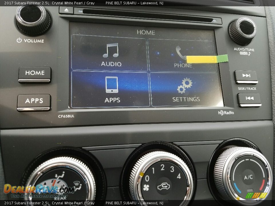 2017 Subaru Forester 2.5i Crystal White Pearl / Gray Photo #10
