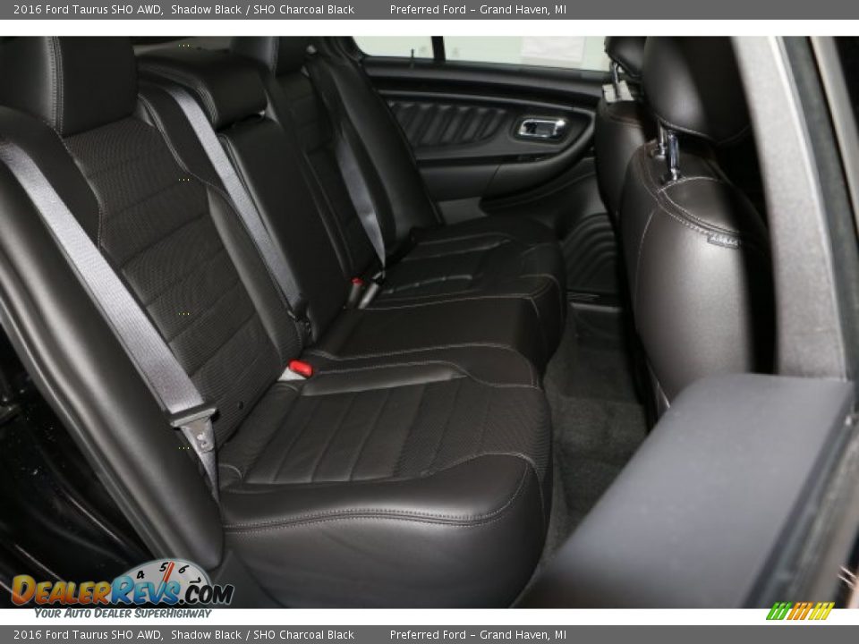 Rear Seat of 2016 Ford Taurus SHO AWD Photo #6