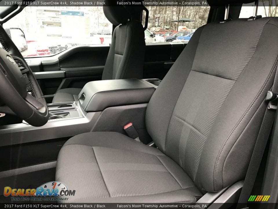 Front Seat of 2017 Ford F150 XLT SuperCrew 4x4 Photo #9