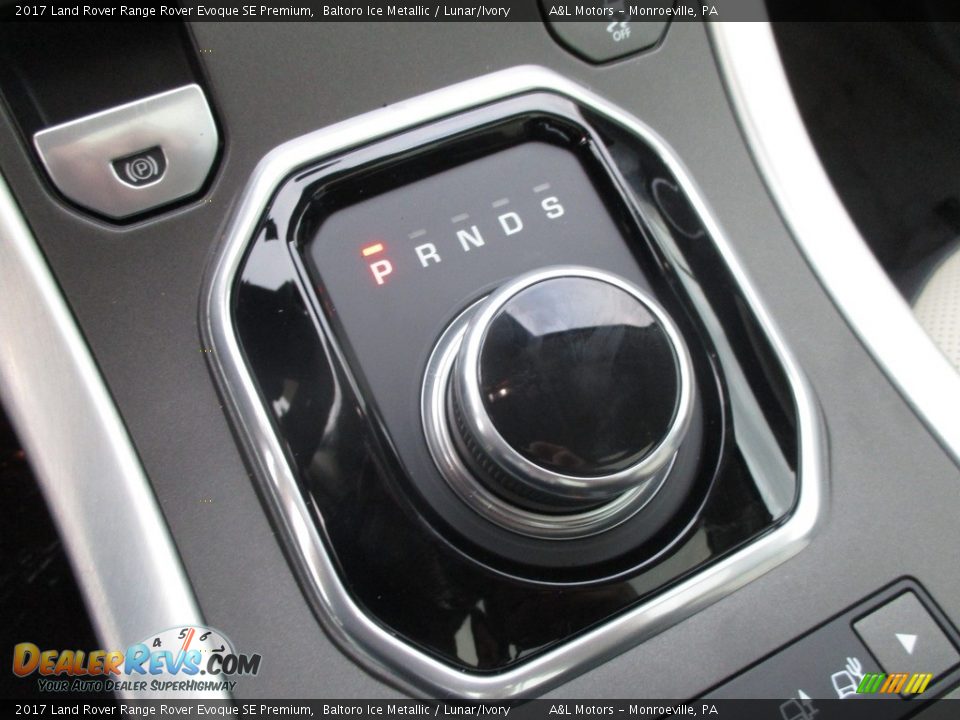 2017 Land Rover Range Rover Evoque SE Premium Baltoro Ice Metallic / Lunar/Ivory Photo #16