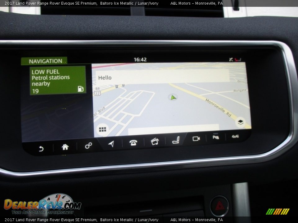 2017 Land Rover Range Rover Evoque SE Premium Baltoro Ice Metallic / Lunar/Ivory Photo #17