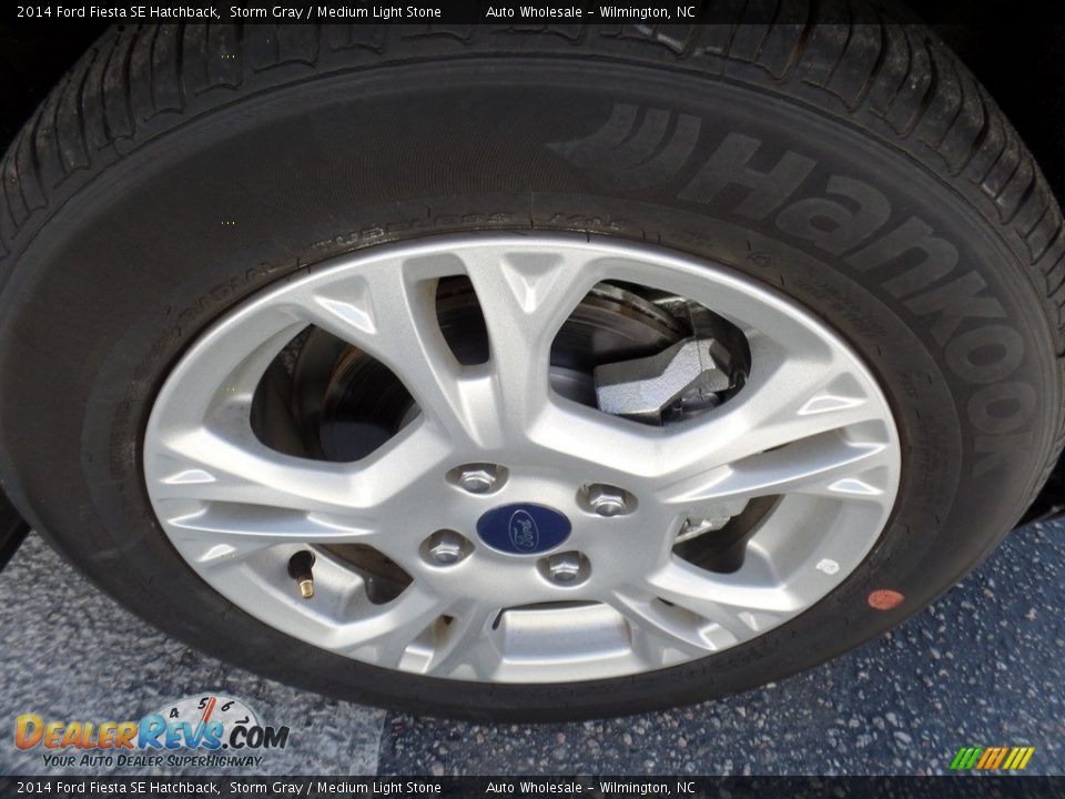 2014 Ford Fiesta SE Hatchback Storm Gray / Medium Light Stone Photo #7