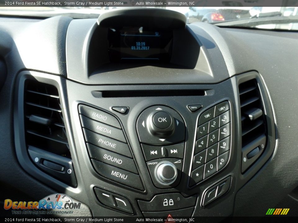 2014 Ford Fiesta SE Hatchback Storm Gray / Medium Light Stone Photo #17