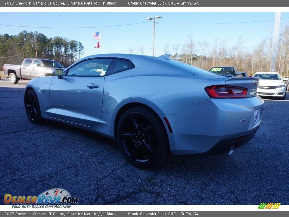 2017 Chevrolet Camaro LT Coupe Silver Ice Metallic / Jet Black Photo #5