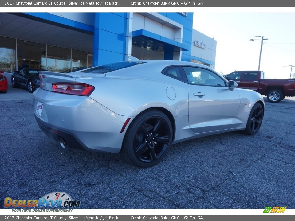 2017 Chevrolet Camaro LT Coupe Silver Ice Metallic / Jet Black Photo #7
