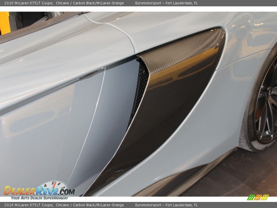 2016 McLaren 675LT Coupe Chicane / Carbon Black/McLaren Orange Photo #33