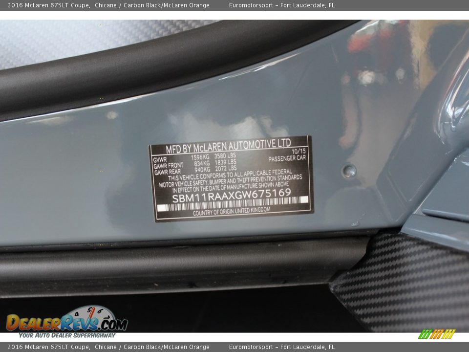 2016 McLaren 675LT Coupe Chicane / Carbon Black/McLaren Orange Photo #36