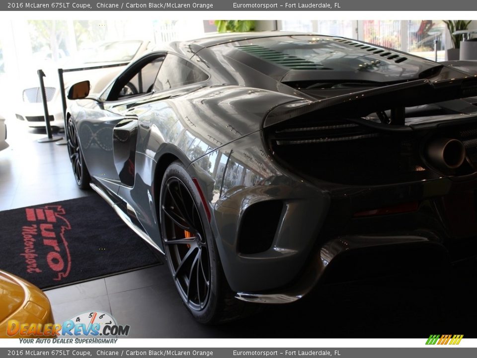 2016 McLaren 675LT Coupe Chicane / Carbon Black/McLaren Orange Photo #57