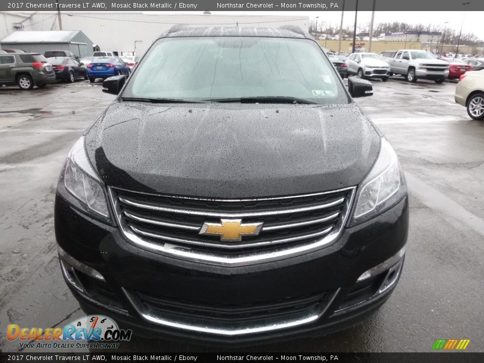 2017 Chevrolet Traverse LT AWD Mosaic Black Metallic / Ebony Photo #2