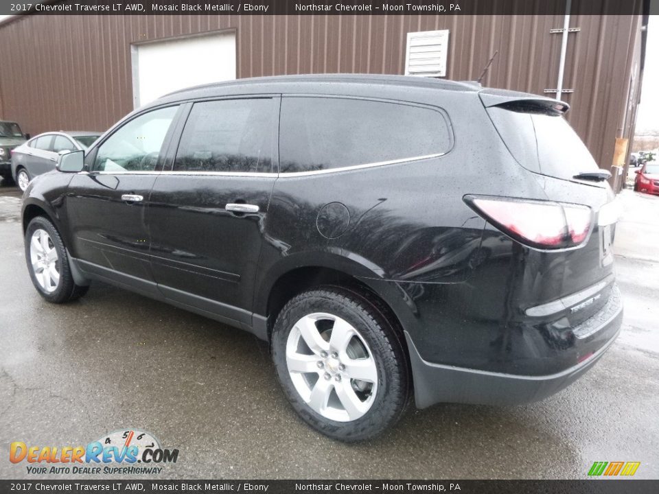 2017 Chevrolet Traverse LT AWD Mosaic Black Metallic / Ebony Photo #7