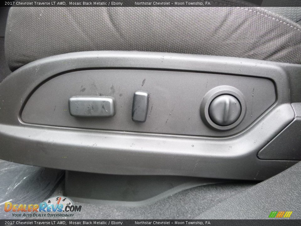 2017 Chevrolet Traverse LT AWD Mosaic Black Metallic / Ebony Photo #16