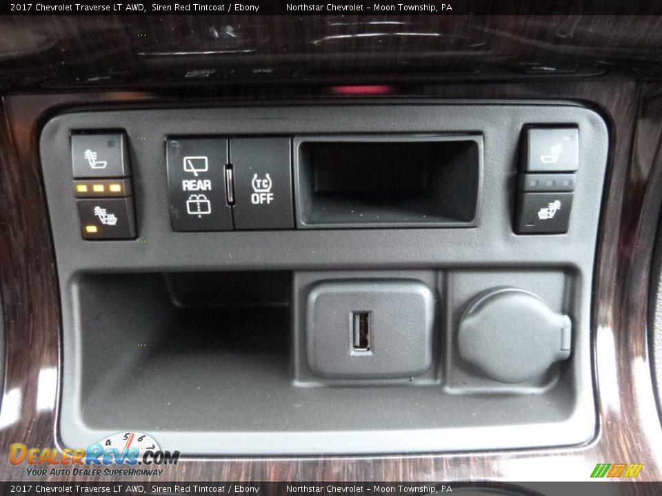 2017 Chevrolet Traverse LT AWD Siren Red Tintcoat / Ebony Photo #19