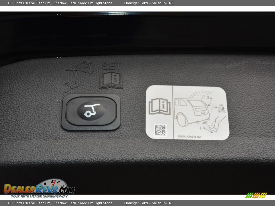2017 Ford Escape Titanium Shadow Black / Medium Light Stone Photo #10