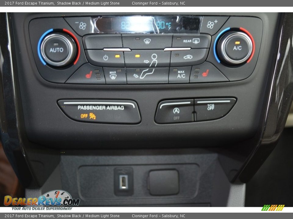 2017 Ford Escape Titanium Shadow Black / Medium Light Stone Photo #16