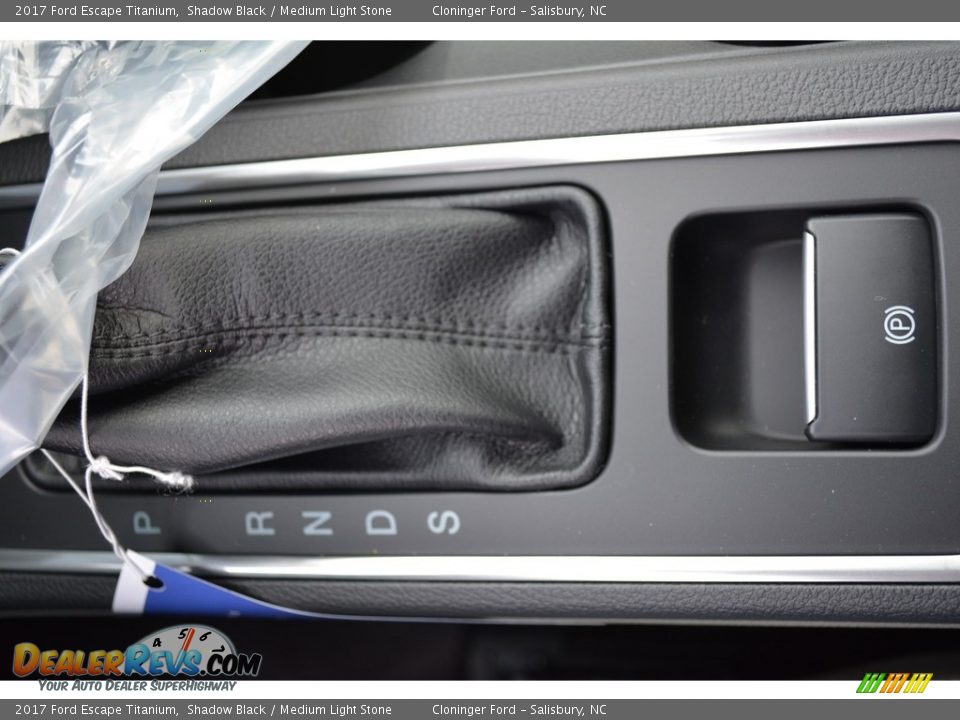 2017 Ford Escape Titanium Shadow Black / Medium Light Stone Photo #17