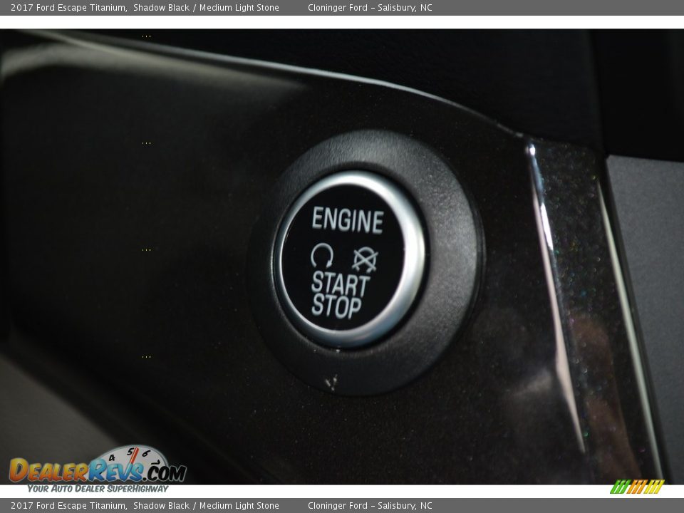 2017 Ford Escape Titanium Shadow Black / Medium Light Stone Photo #20