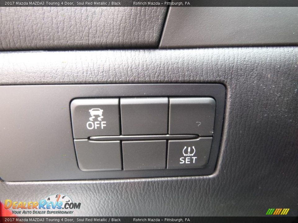 2017 Mazda MAZDA3 Touring 4 Door Soul Red Metallic / Black Photo #13