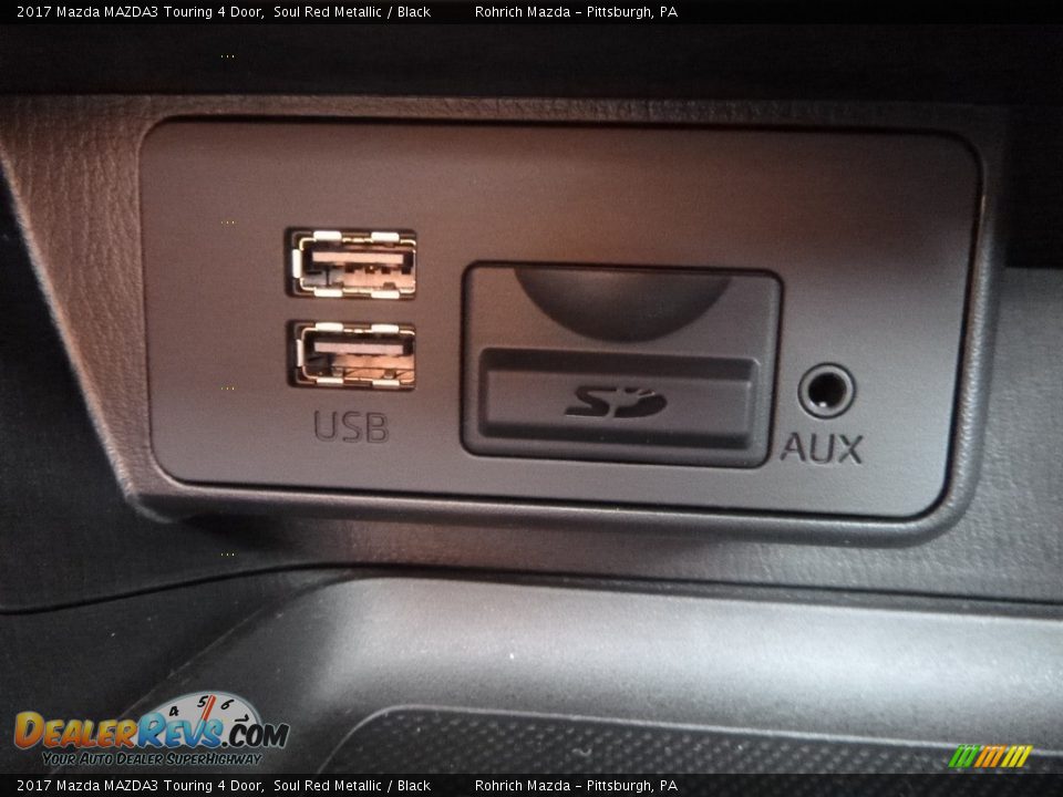 2017 Mazda MAZDA3 Touring 4 Door Soul Red Metallic / Black Photo #18