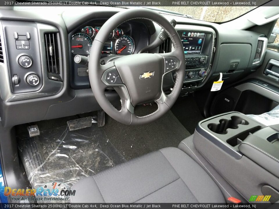 2017 Chevrolet Silverado 2500HD LT Double Cab 4x4 Deep Ocean Blue Metallic / Jet Black Photo #9