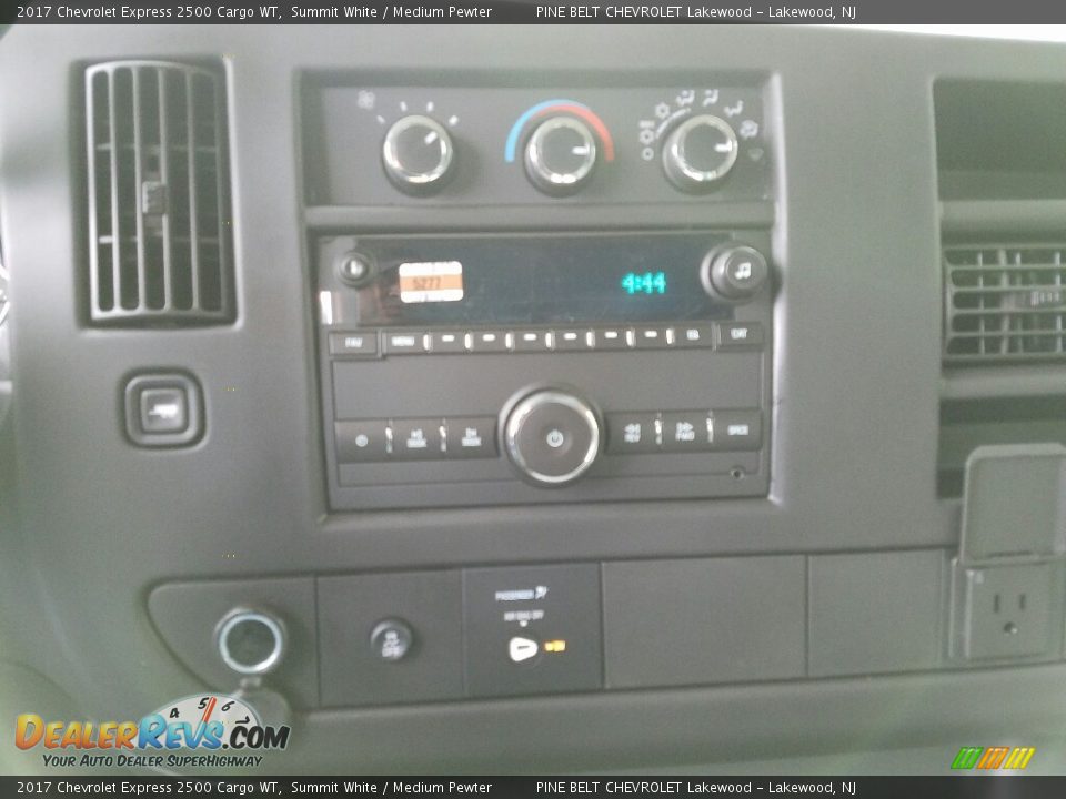 2017 Chevrolet Express 2500 Cargo WT Summit White / Medium Pewter Photo #10