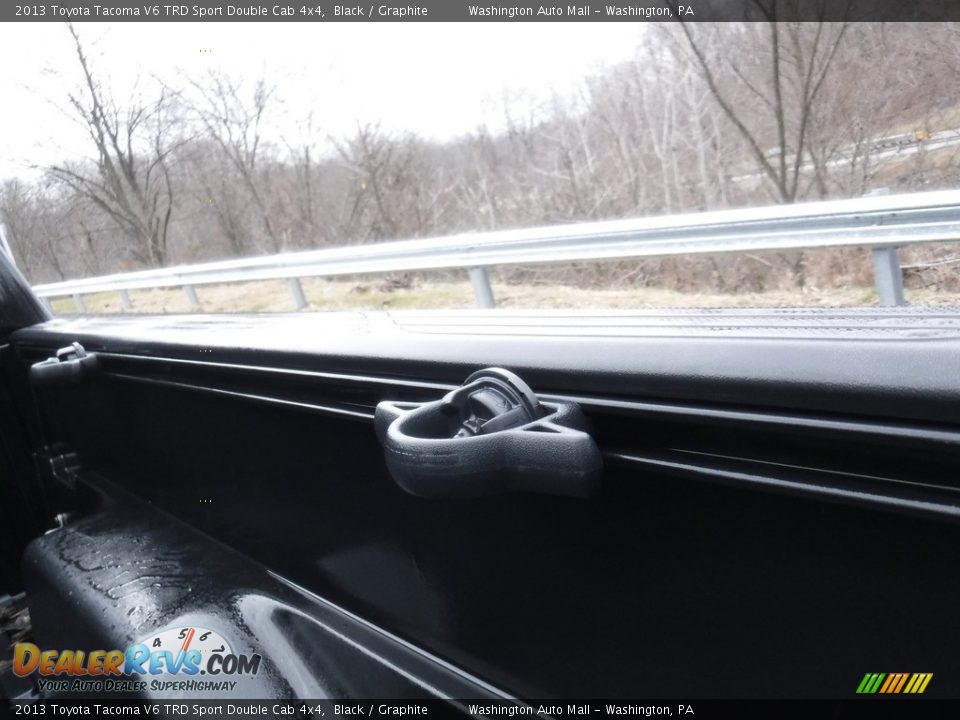 2013 Toyota Tacoma V6 TRD Sport Double Cab 4x4 Black / Graphite Photo #13