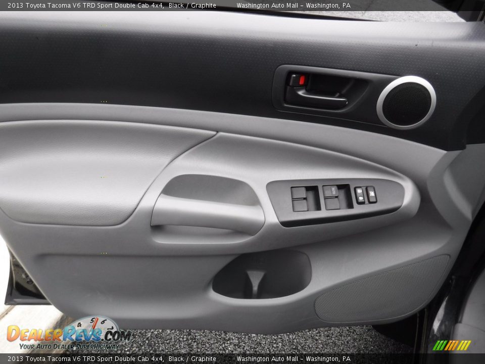 2013 Toyota Tacoma V6 TRD Sport Double Cab 4x4 Black / Graphite Photo #17