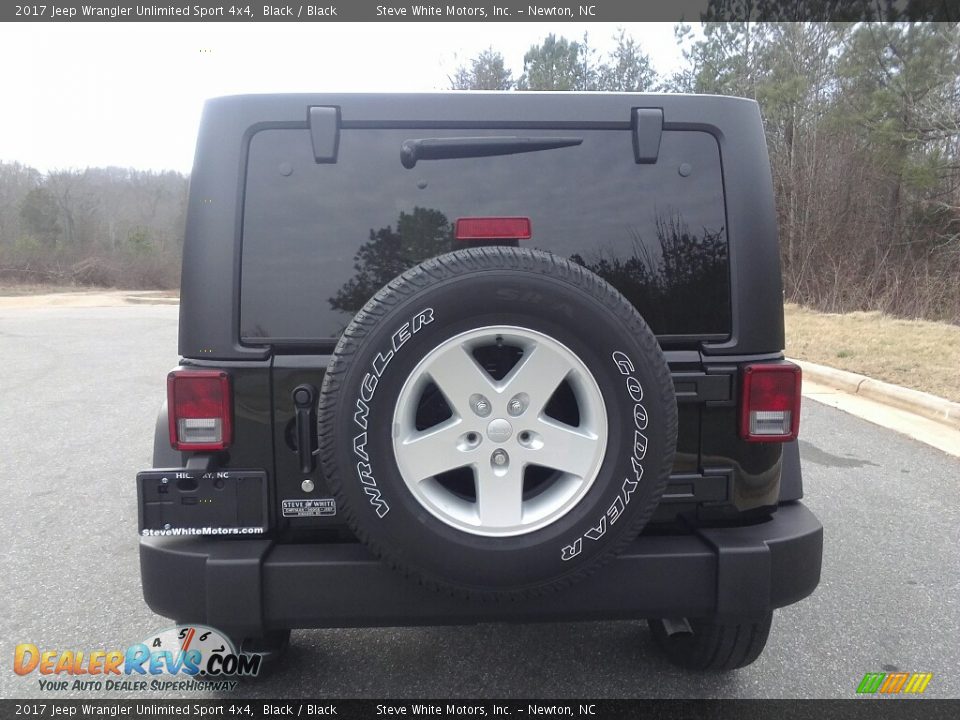 2017 Jeep Wrangler Unlimited Sport 4x4 Black / Black Photo #13