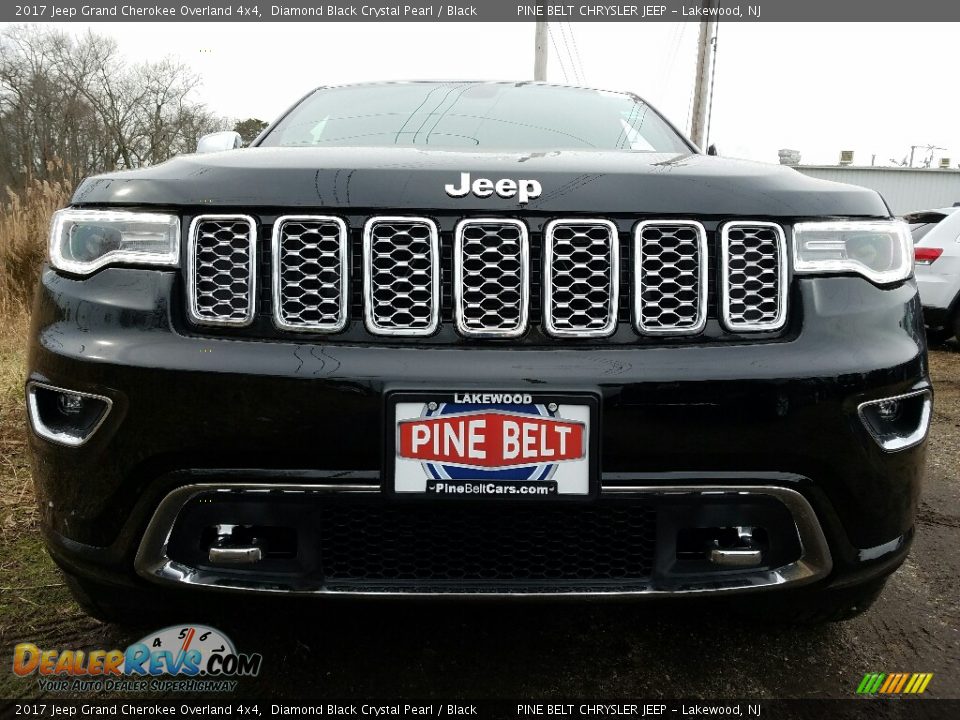 2017 Jeep Grand Cherokee Overland 4x4 Diamond Black Crystal Pearl / Black Photo #2
