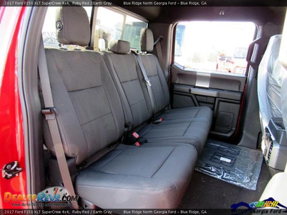 2017 Ford F150 XLT SuperCrew 4x4 Ruby Red / Earth Gray Photo #14