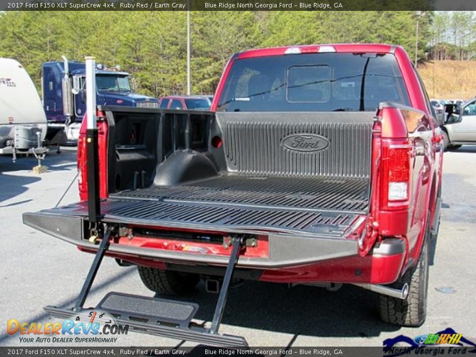2017 Ford F150 XLT SuperCrew 4x4 Ruby Red / Earth Gray Photo #15