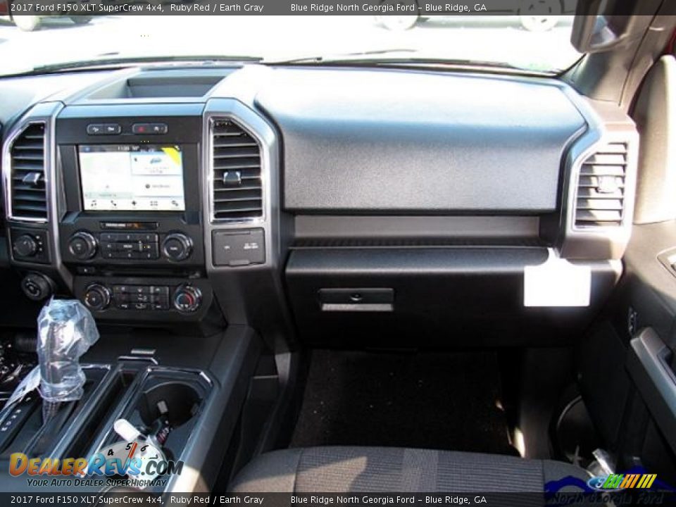 2017 Ford F150 XLT SuperCrew 4x4 Ruby Red / Earth Gray Photo #18