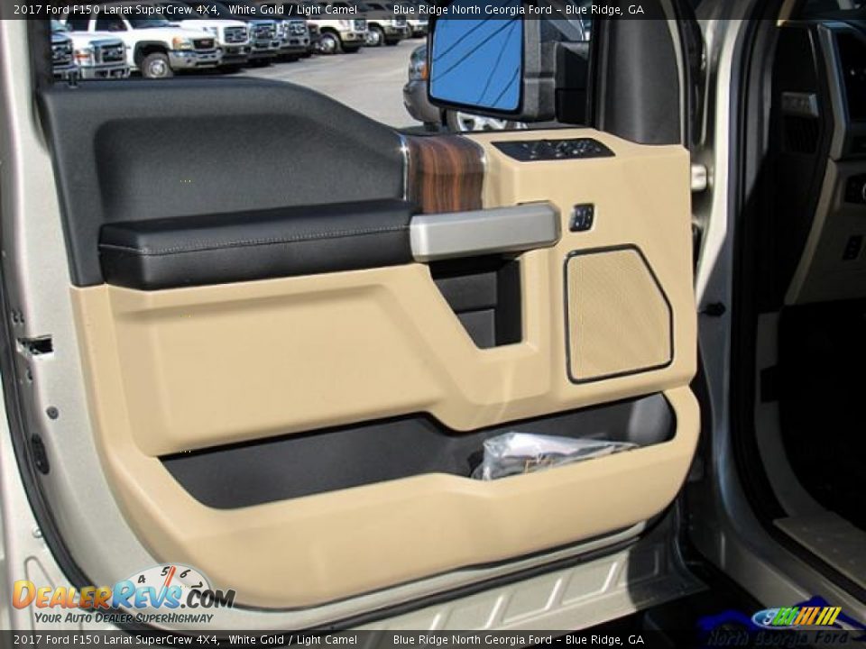 2017 Ford F150 Lariat SuperCrew 4X4 White Gold / Light Camel Photo #31
