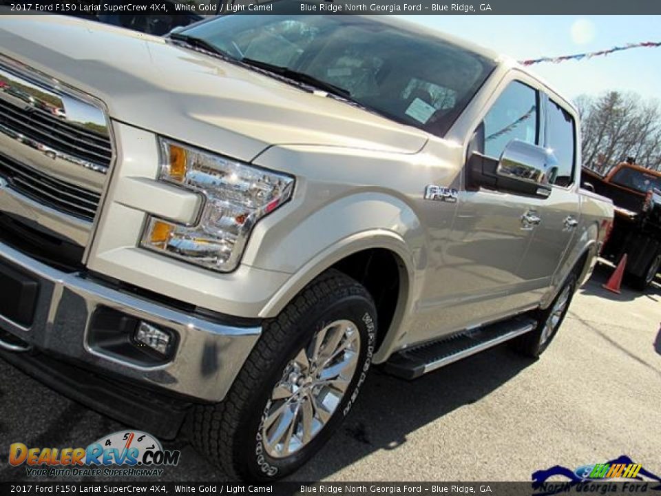2017 Ford F150 Lariat SuperCrew 4X4 White Gold / Light Camel Photo #36