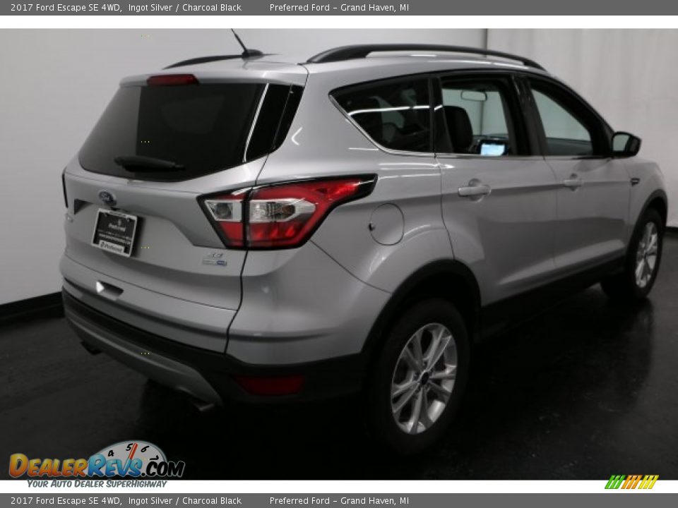 2017 Ford Escape SE 4WD Ingot Silver / Charcoal Black Photo #8