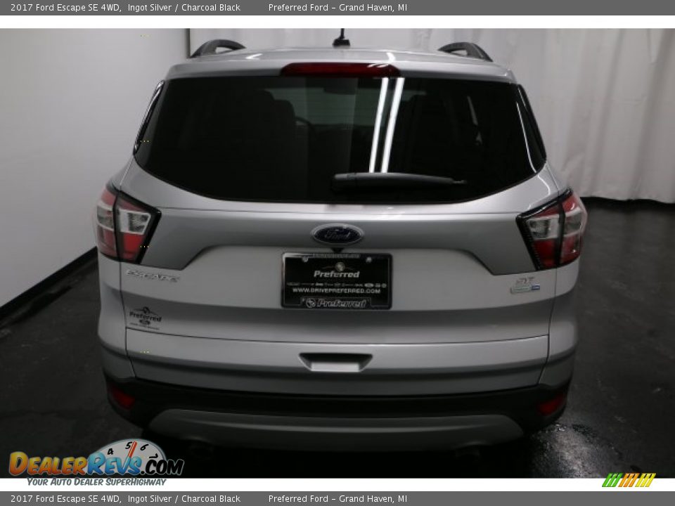 2017 Ford Escape SE 4WD Ingot Silver / Charcoal Black Photo #9