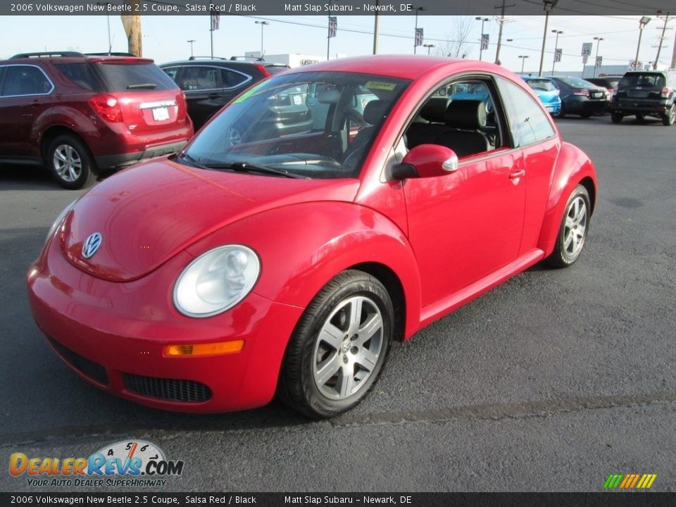 2006 Volkswagen New Beetle 2.5 Coupe Salsa Red / Black Photo #2