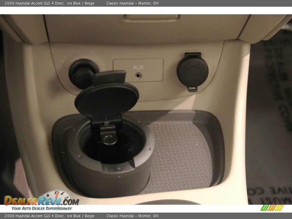 2009 Hyundai Accent GLS 4 Door Ice Blue / Beige Photo #15