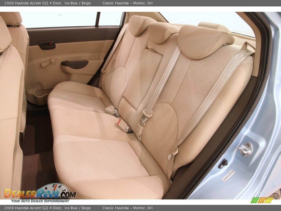 2009 Hyundai Accent GLS 4 Door Ice Blue / Beige Photo #19