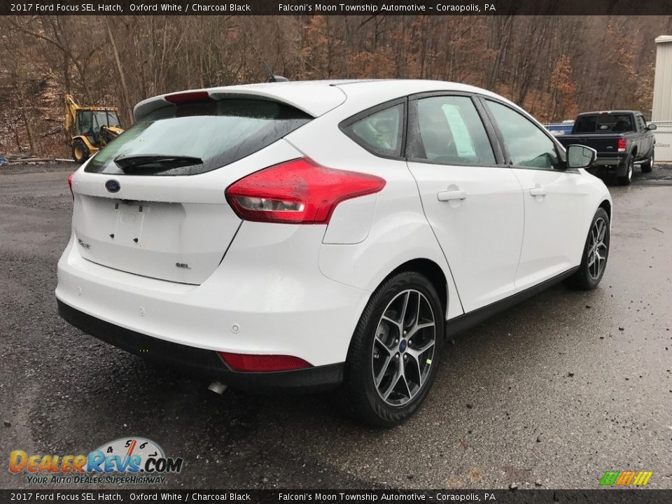 2017 Ford Focus SEL Hatch Oxford White / Charcoal Black Photo #6