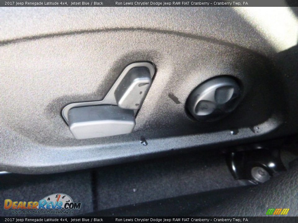 2017 Jeep Renegade Latitude 4x4 Jetset Blue / Black Photo #15