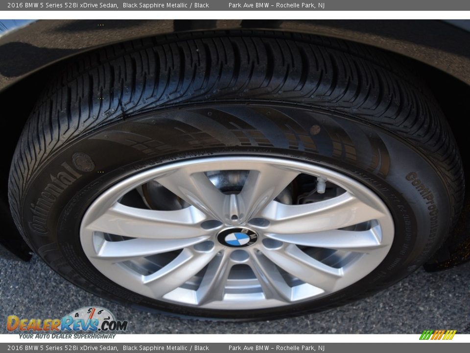 2016 BMW 5 Series 528i xDrive Sedan Black Sapphire Metallic / Black Photo #31
