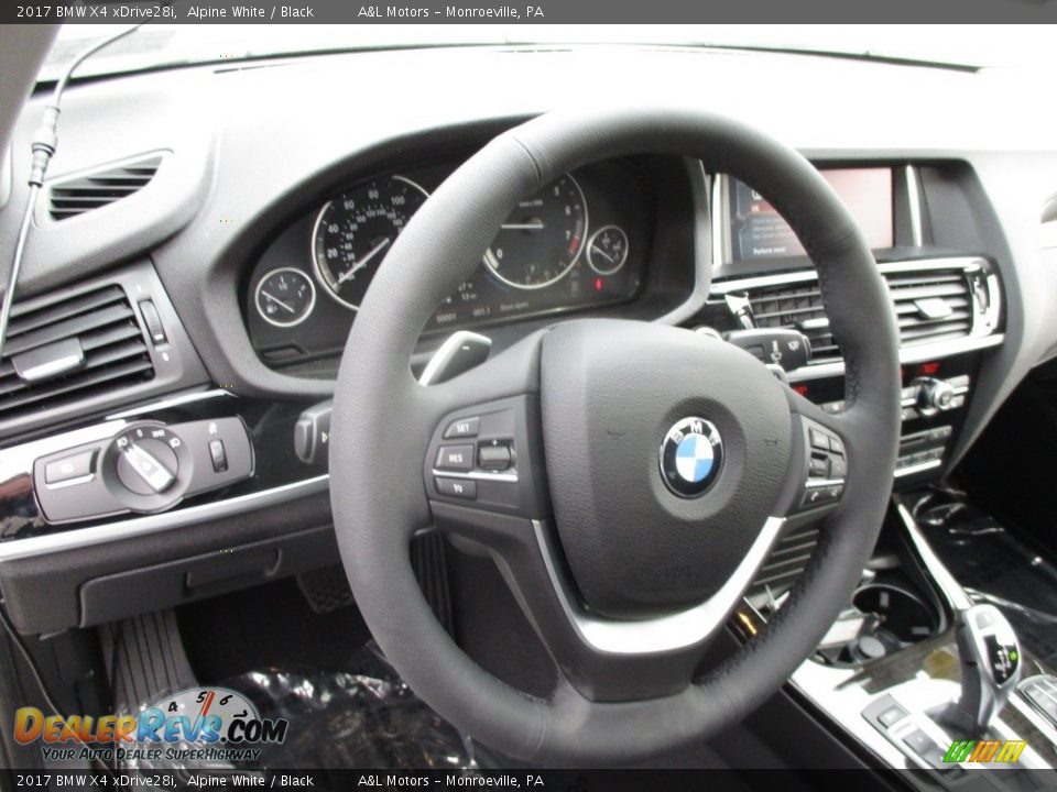 2017 BMW X4 xDrive28i Steering Wheel Photo #14