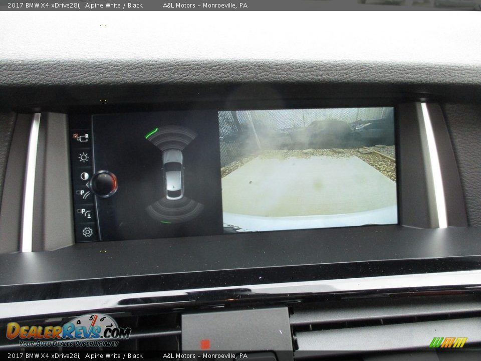 2017 BMW X4 xDrive28i Alpine White / Black Photo #17