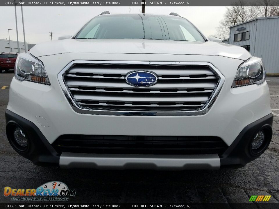2017 Subaru Outback 3.6R Limited Crystal White Pearl / Slate Black Photo #2
