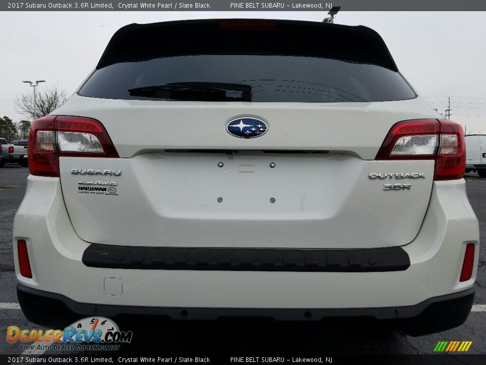 2017 Subaru Outback 3.6R Limited Crystal White Pearl / Slate Black Photo #5
