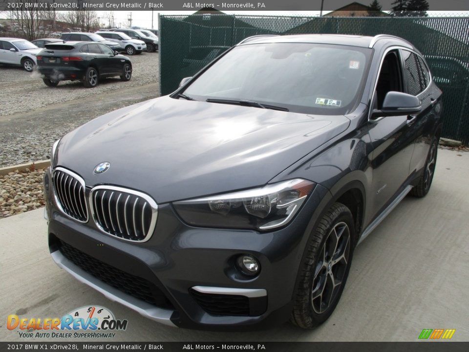 2017 BMW X1 xDrive28i Mineral Grey Metallic / Black Photo #7