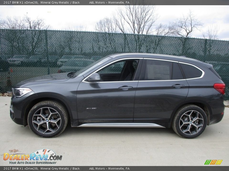 2017 BMW X1 xDrive28i Mineral Grey Metallic / Black Photo #8
