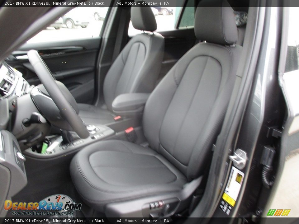 2017 BMW X1 xDrive28i Mineral Grey Metallic / Black Photo #13