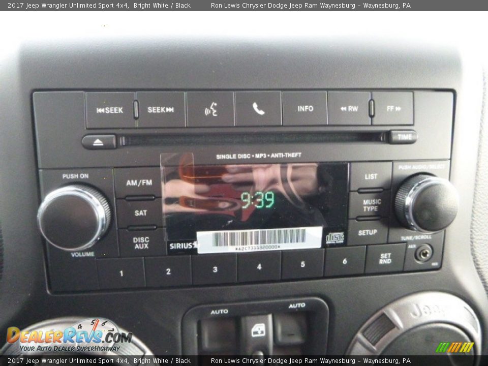 2017 Jeep Wrangler Unlimited Sport 4x4 Bright White / Black Photo #10
